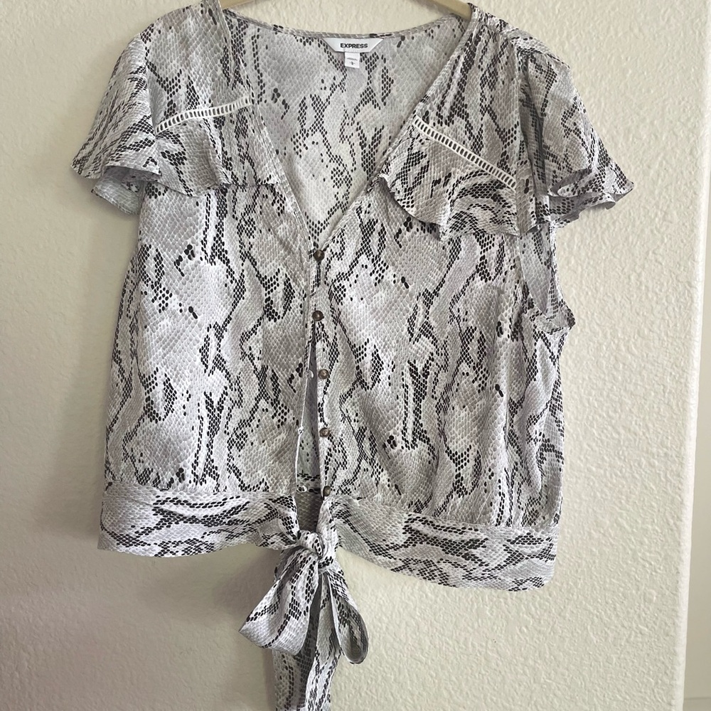 Express Snakeprint Gray Tie-Front Short Flutter Sleeve Blouse